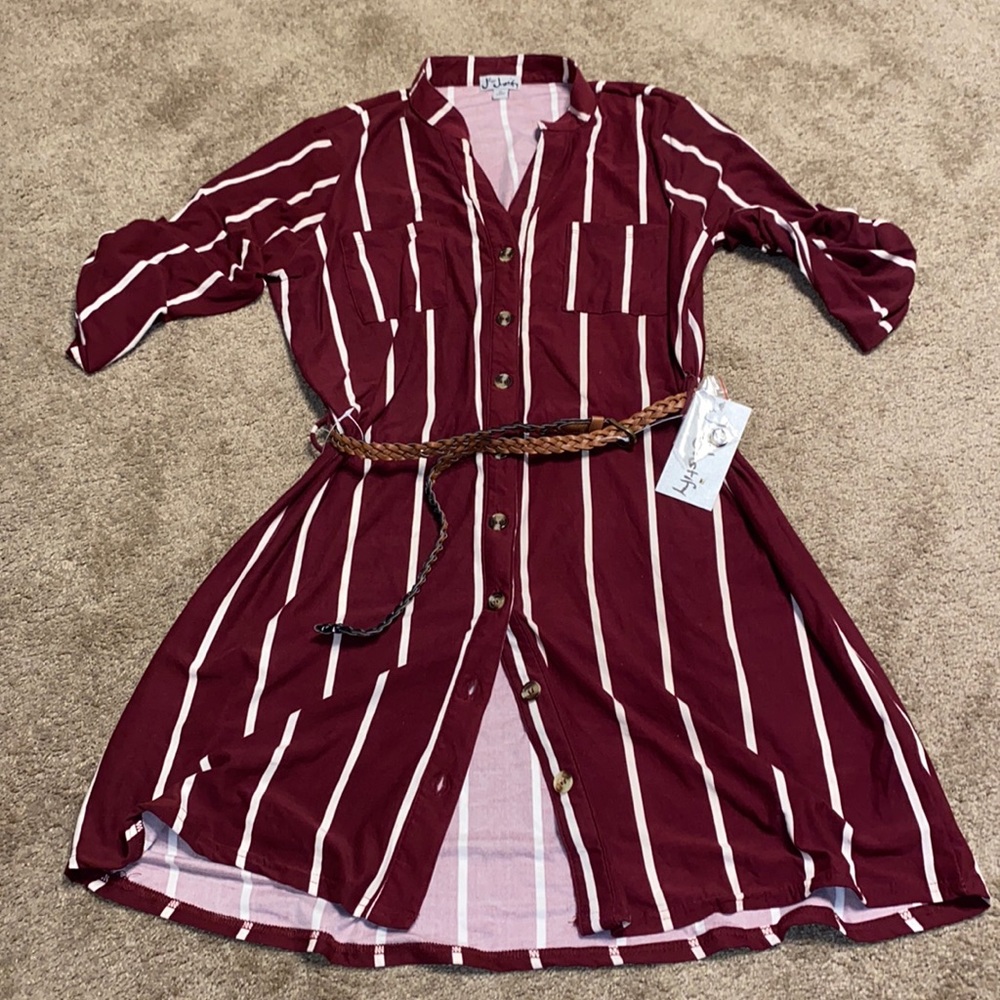 NWT Striped curved hem belted shirt dress